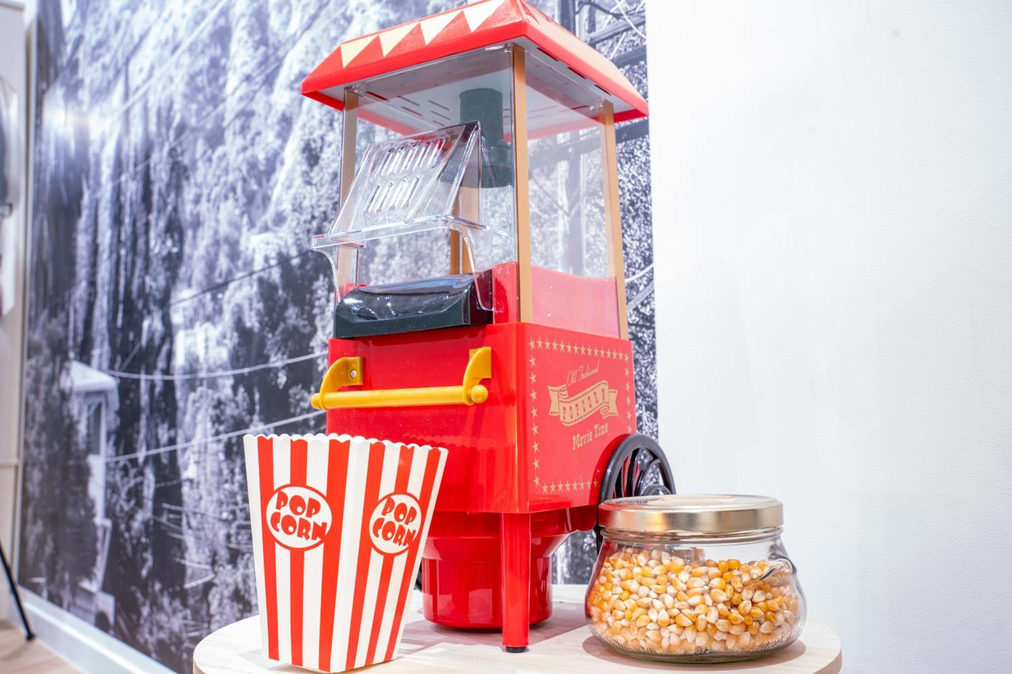 Food And Chill - Deux Appartements Hypercentre - 1 Theme Cinema - By Primo C0Nciergerie Tournus Extérieur photo
